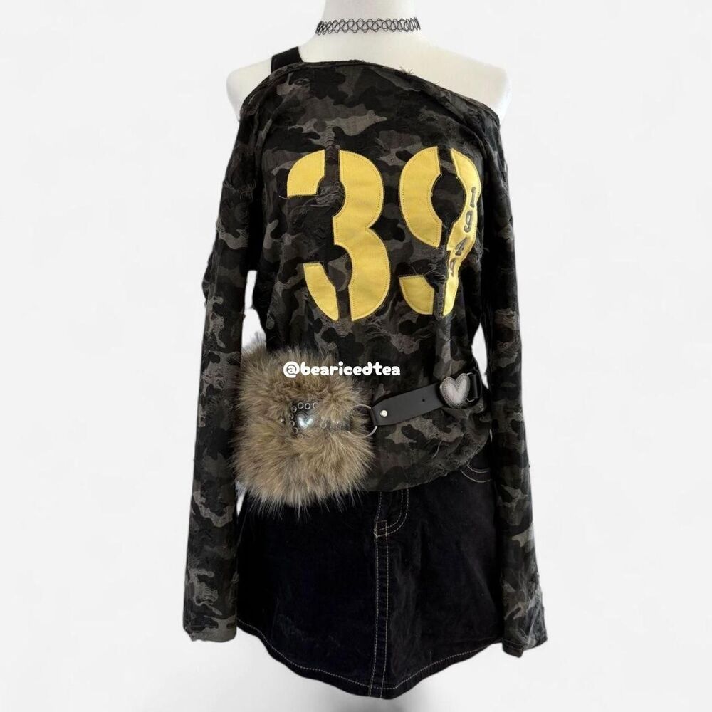 Camouflage Off Shoulder Top with an Off-shoulder neckline Camo print
